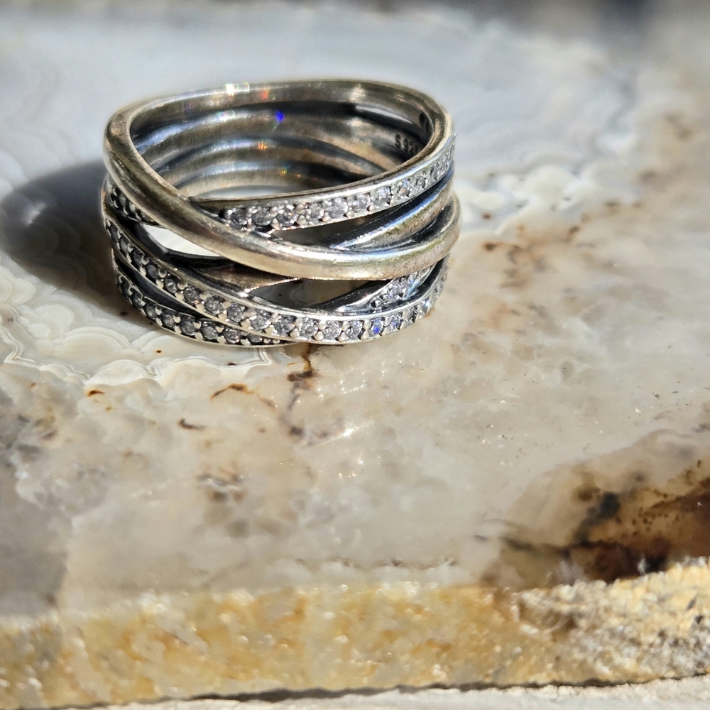 Pandora Ring